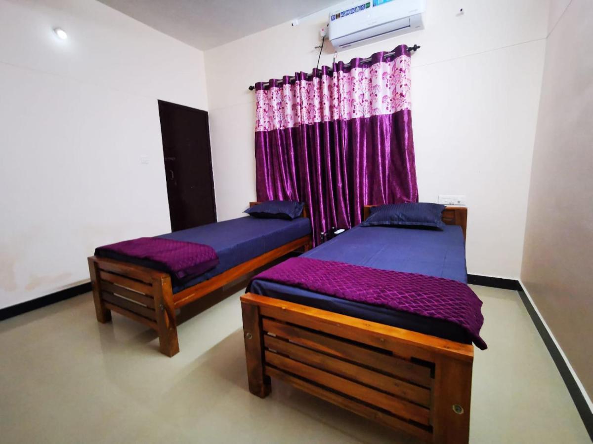 J2 Home Stay - Luxury Homes With Caravan Services Thiruvananthapuram Buitenkant foto