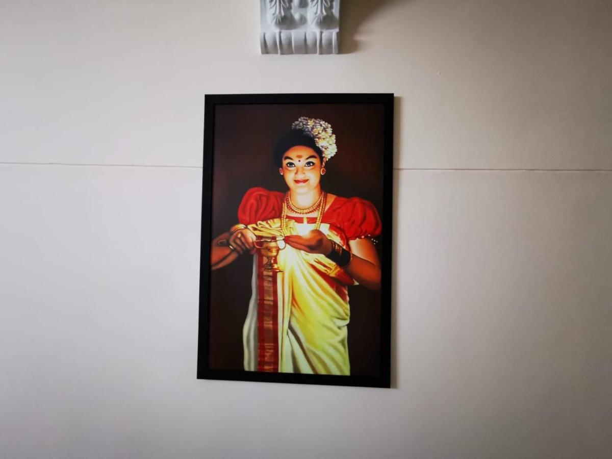 J2 Home Stay - Luxury Homes With Caravan Services Thiruvananthapuram Buitenkant foto