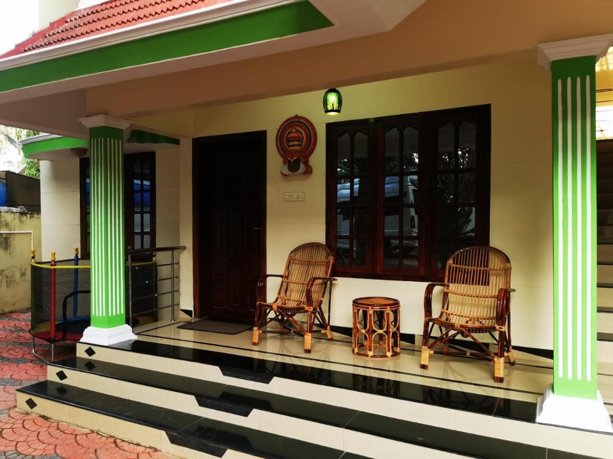 J2 Home Stay - Luxury Homes With Caravan Services Thiruvananthapuram Buitenkant foto